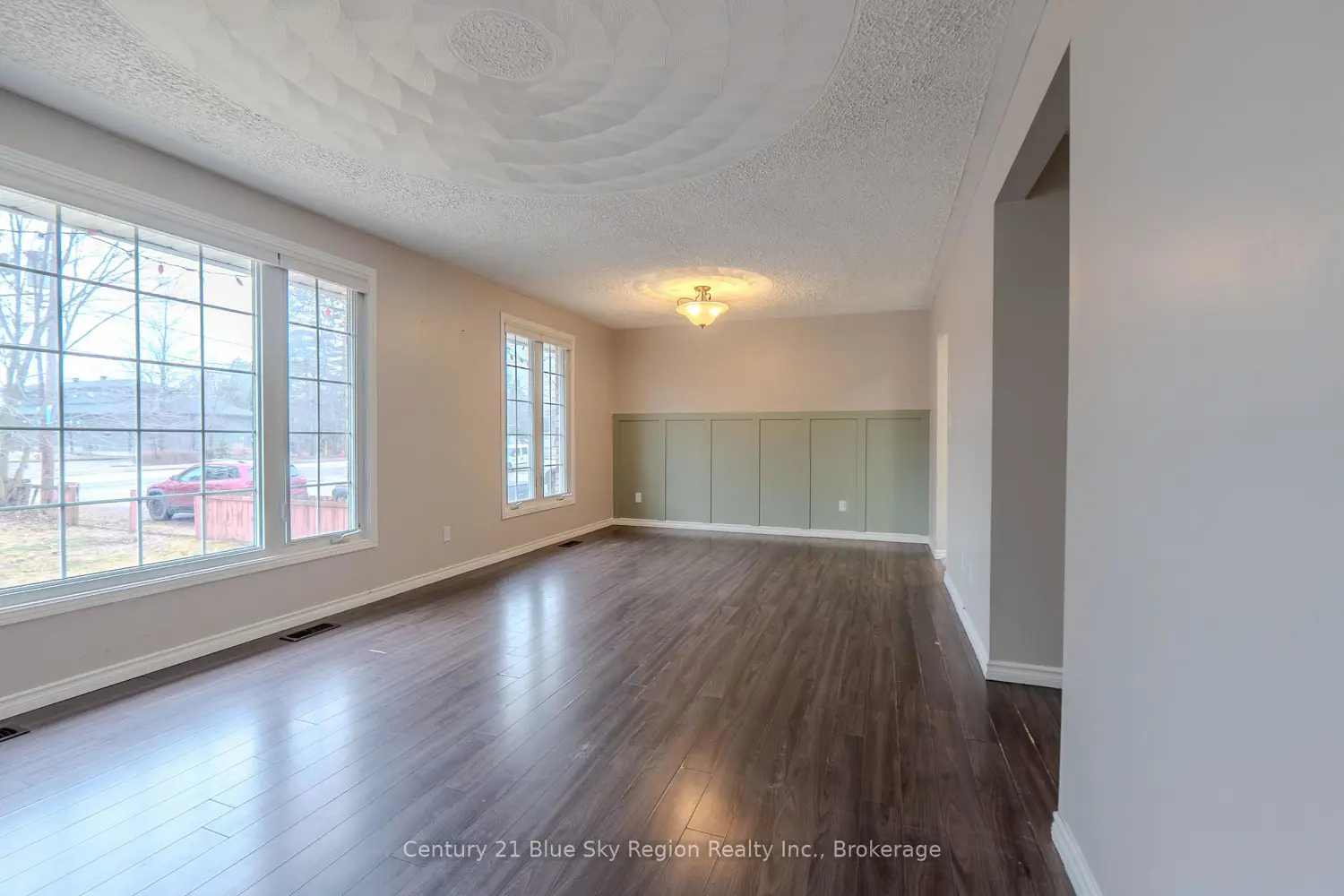 Additional image 16 of 862 Lakeshore Drive