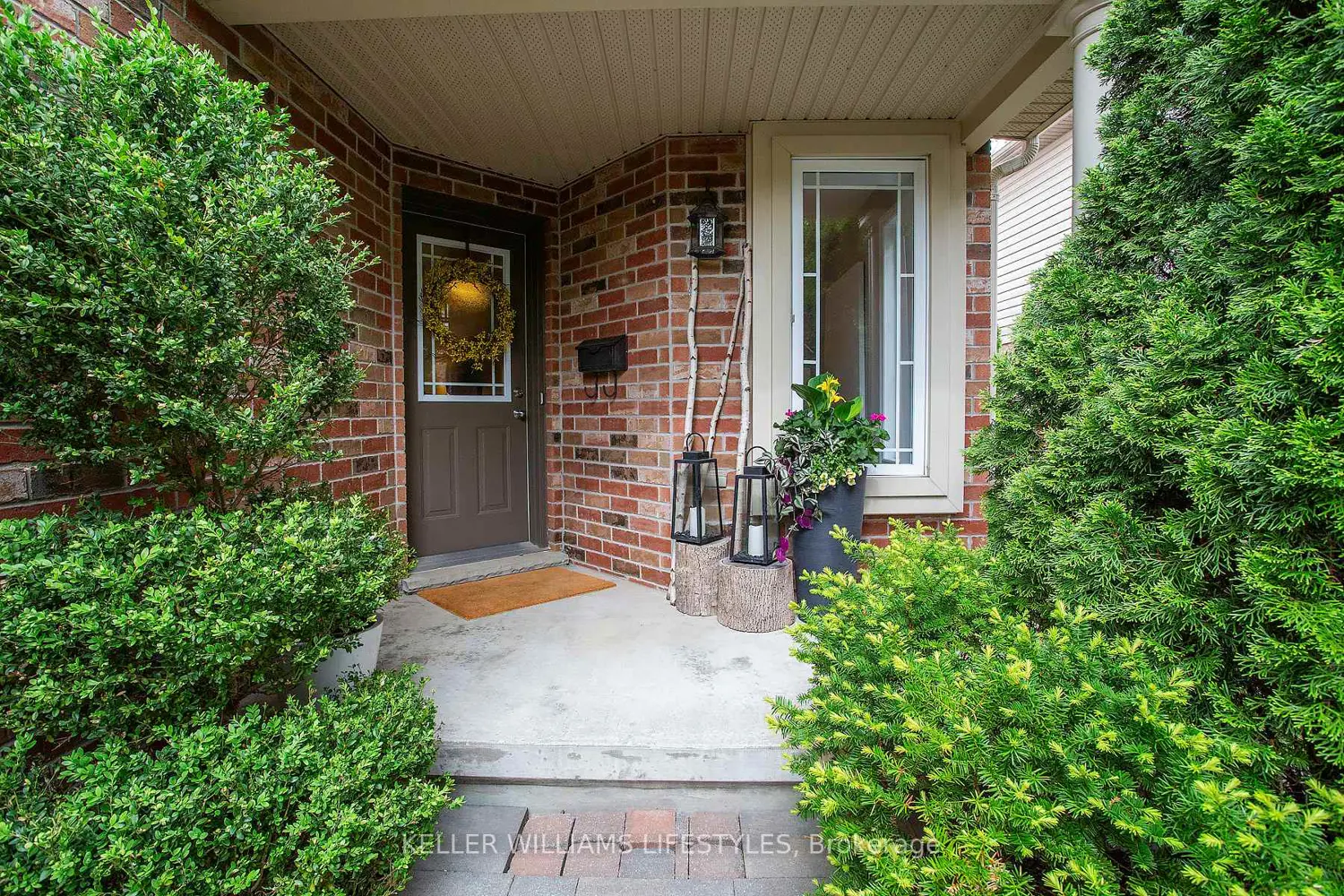 858 Sandcherry Street photo 3