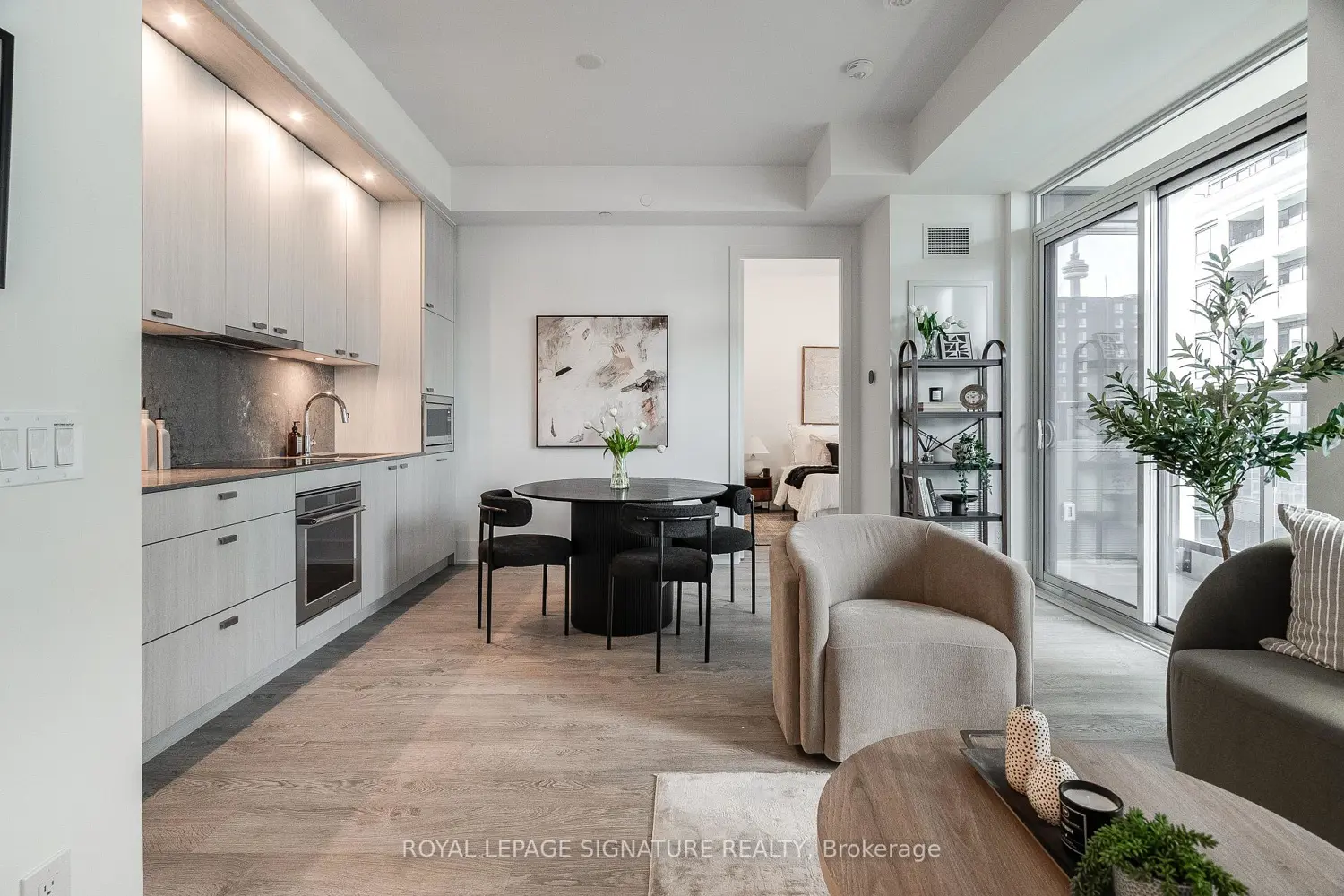 Additional image 5 of 115 Denison Avenue 501