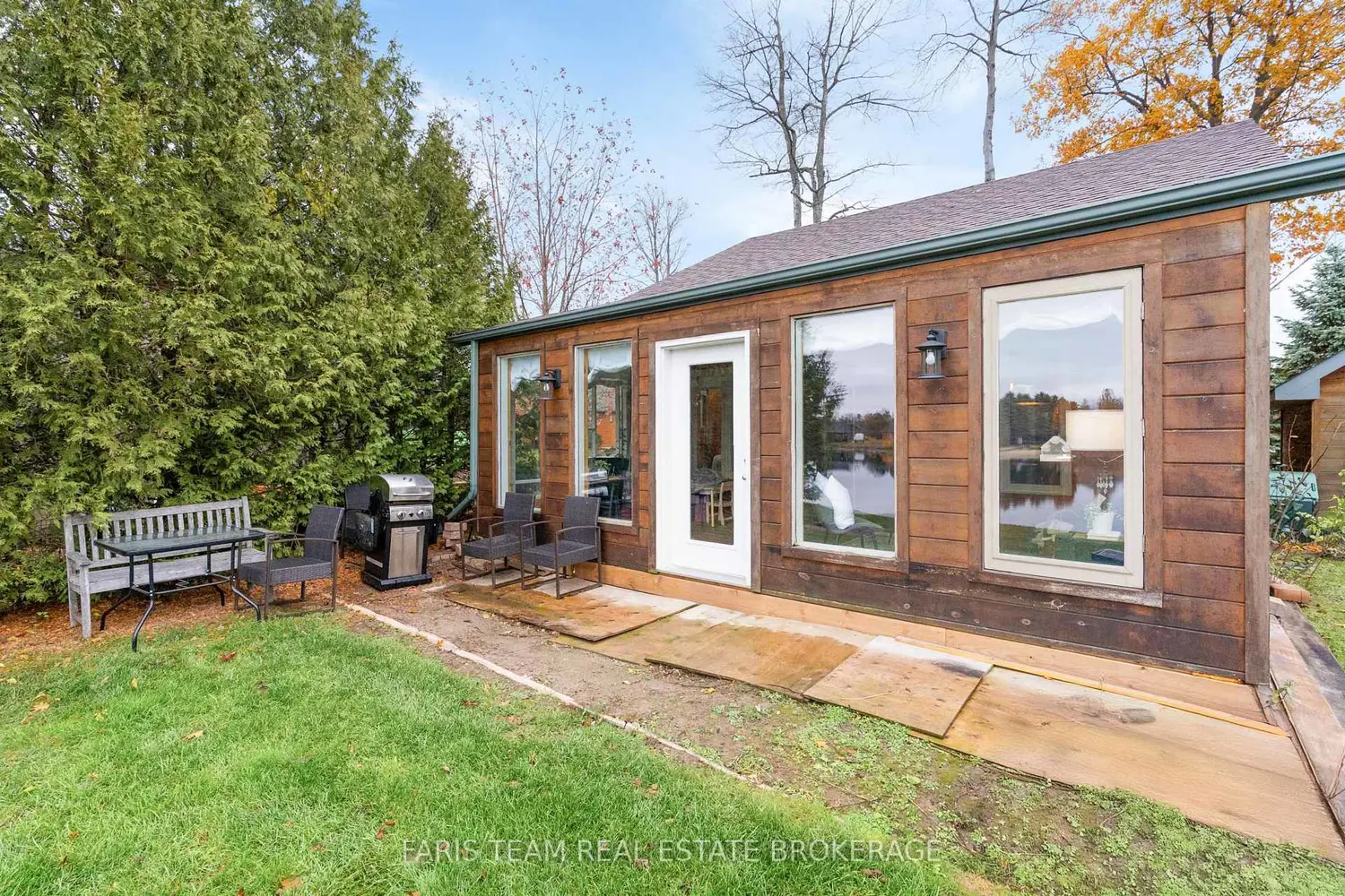 Additional image 14 of 12 Cabin Crescent