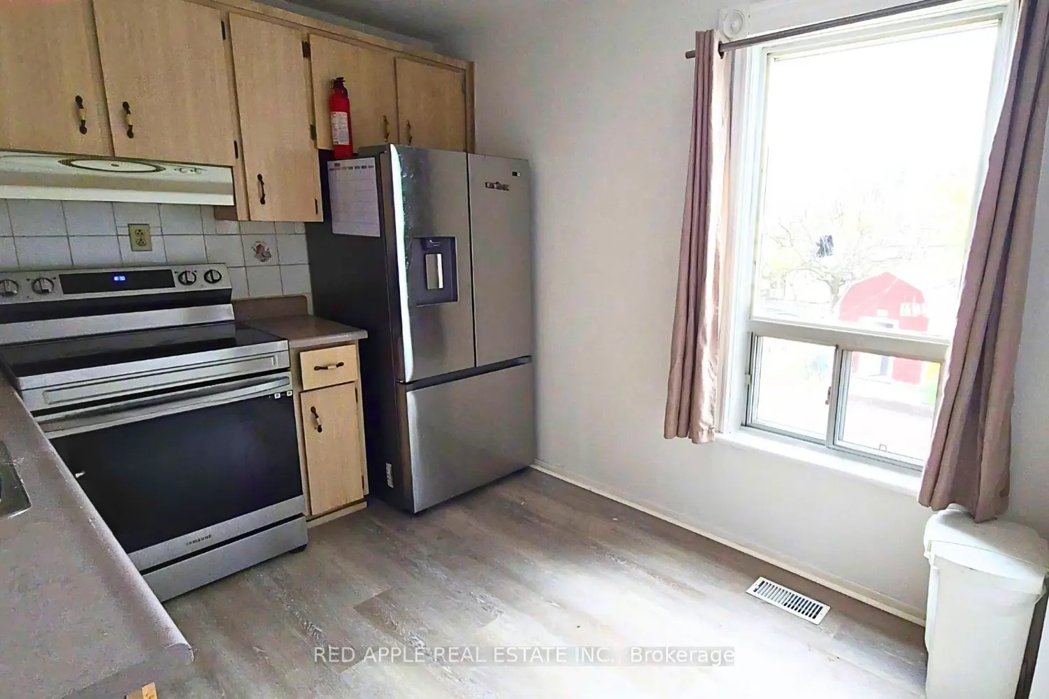 Additional image 8 of 546 Dufferin Street