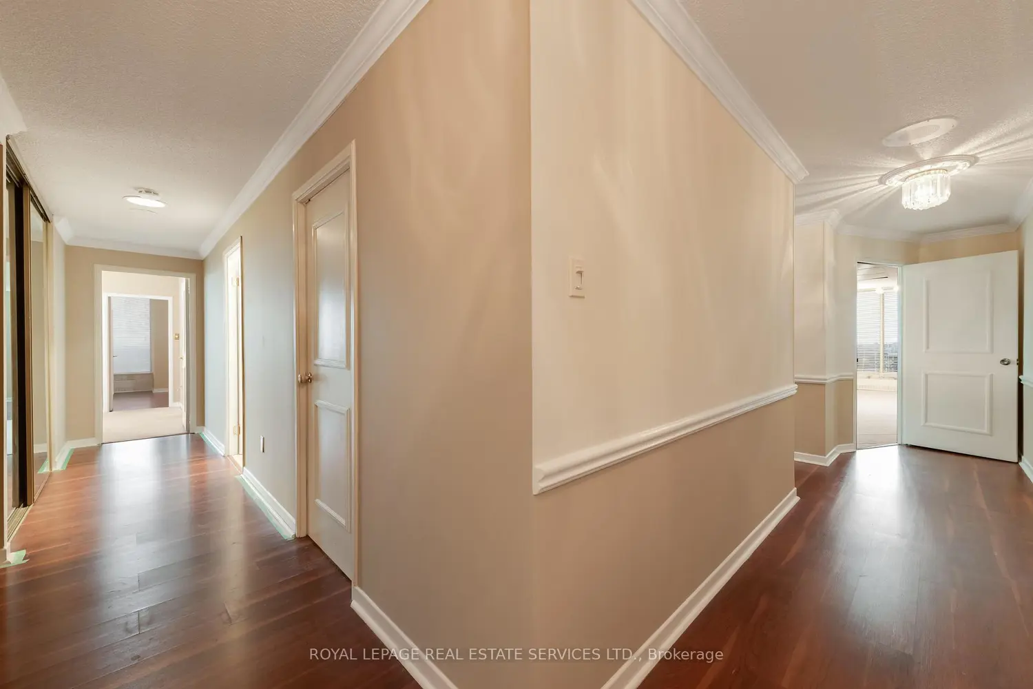 Additional image 10 of 2045 Lake Shore Boulevard 4503