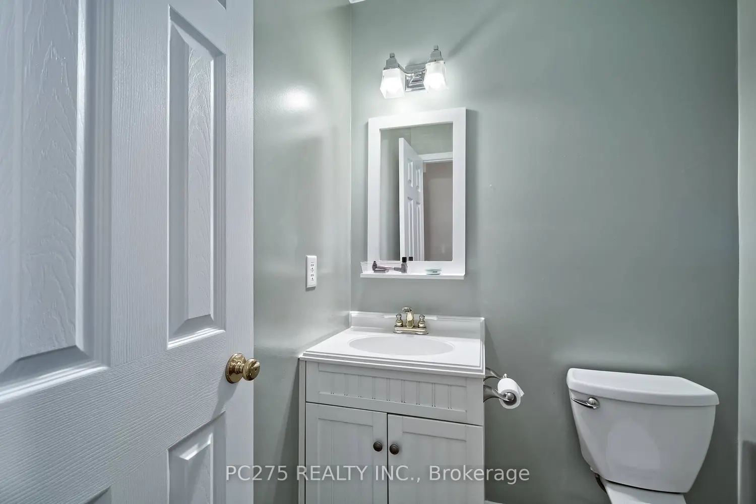 141 Condor Court 36 photo 4