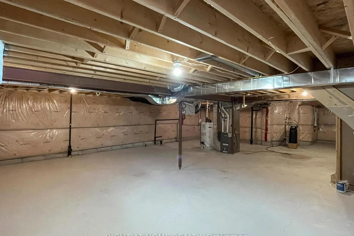 Additional image 16 of 20 Charlemagne Avenue