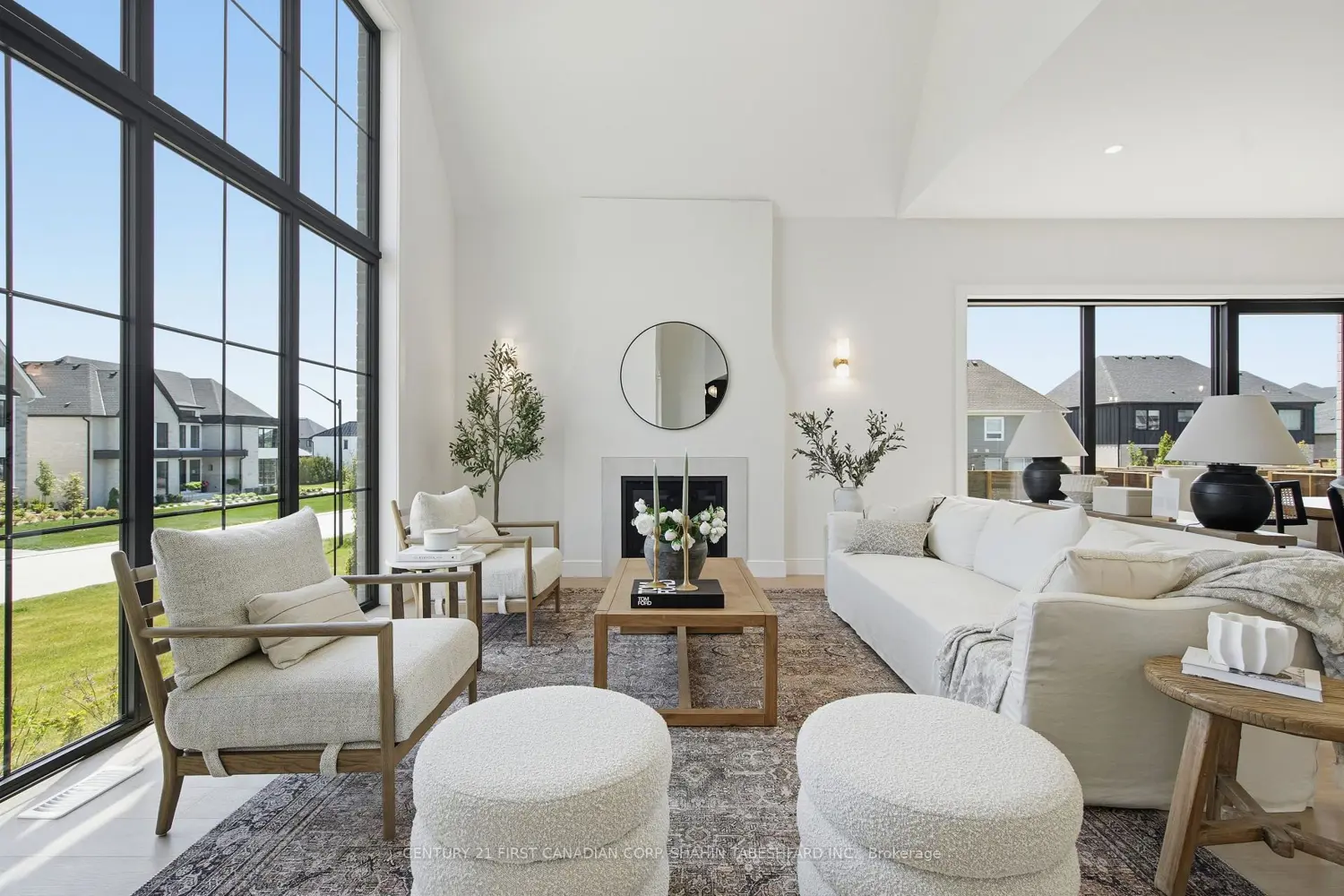 4 Edgeview Crescent photo 3
