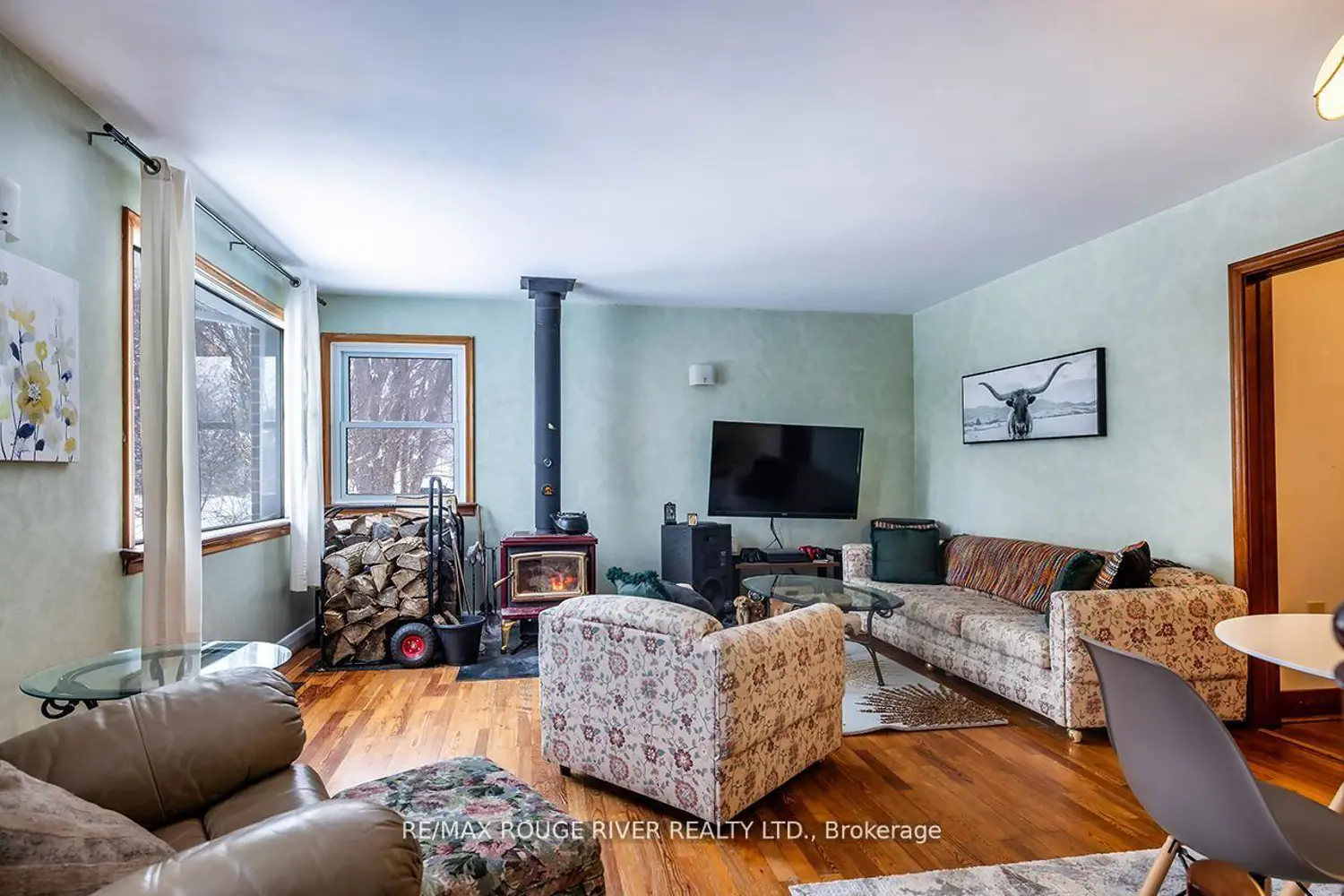 3989 Mcintosh Road photo 3