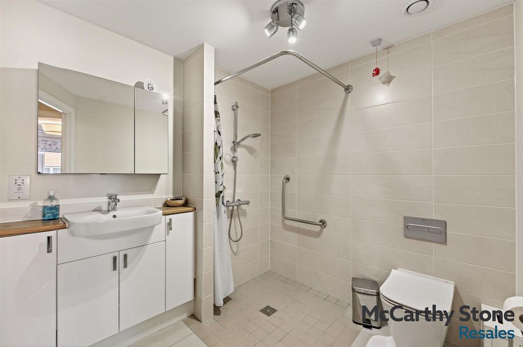 Additional image 11 of 2 bed flat for salePym Court Bewick Avenue, Topsham, Exeter EX3