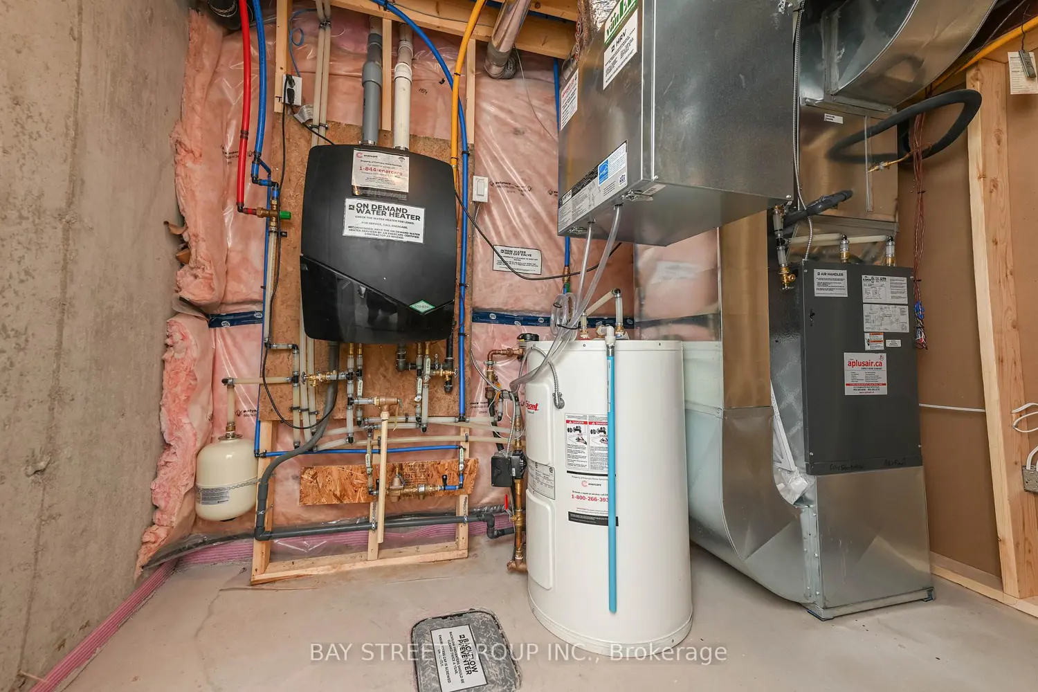 Additional image 18 of 4552 Portage Road 61