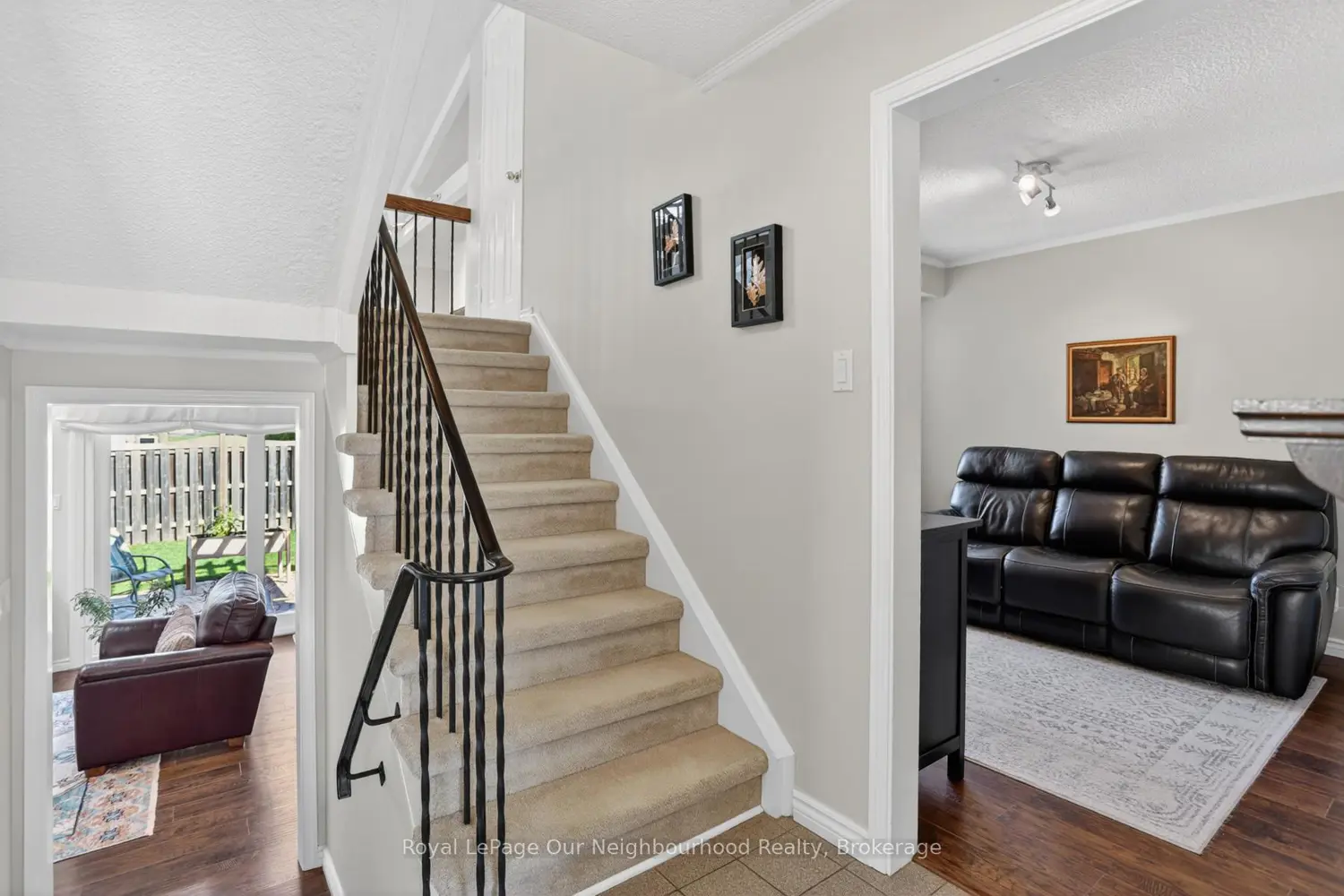 656 Hillcroft Street photo 5