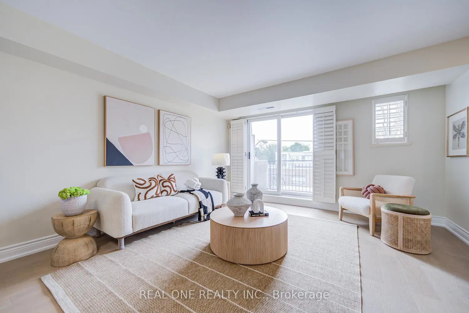 317 Grandview Way