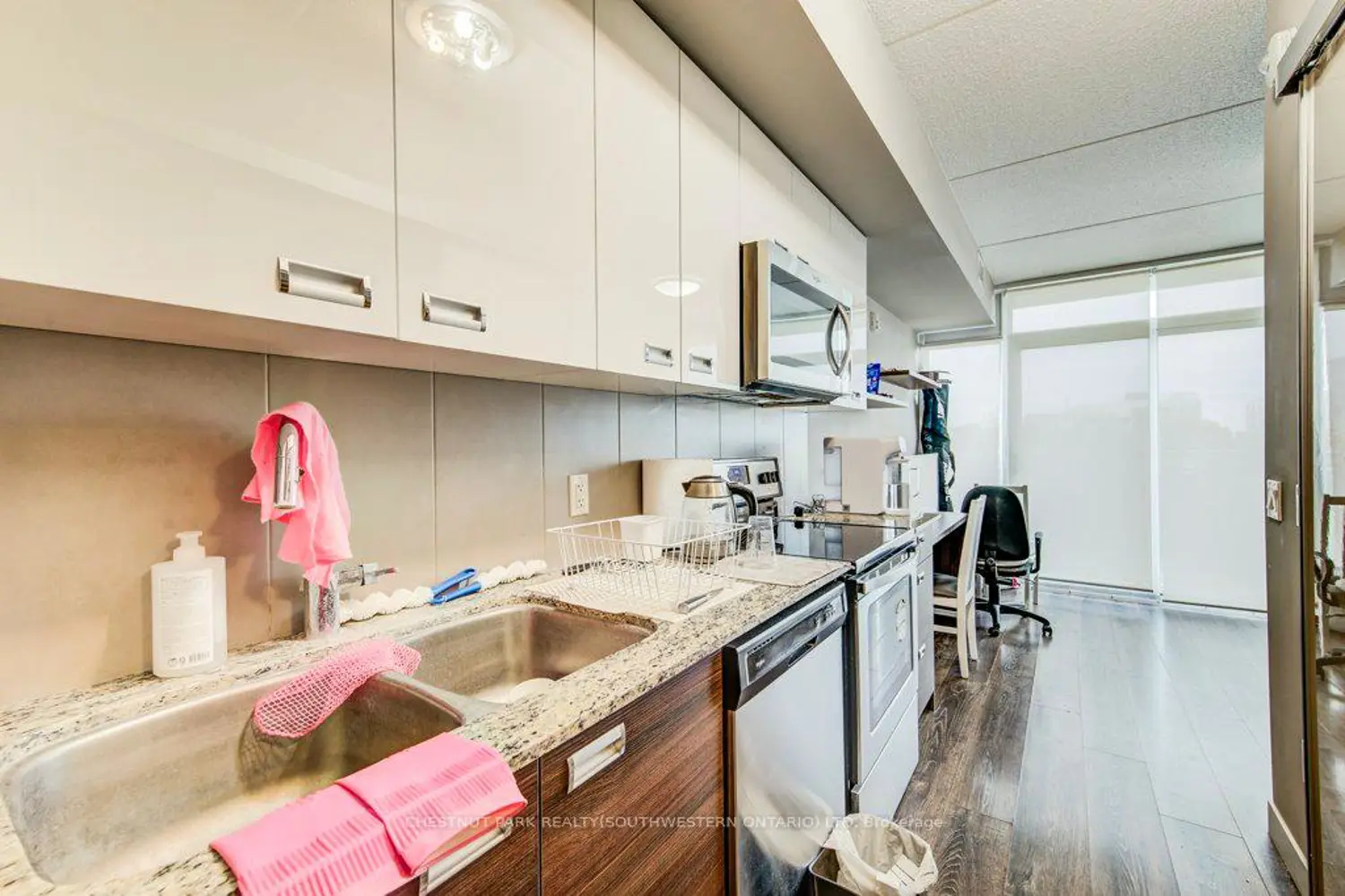 Additional image 9 of 308 Lester Street 528