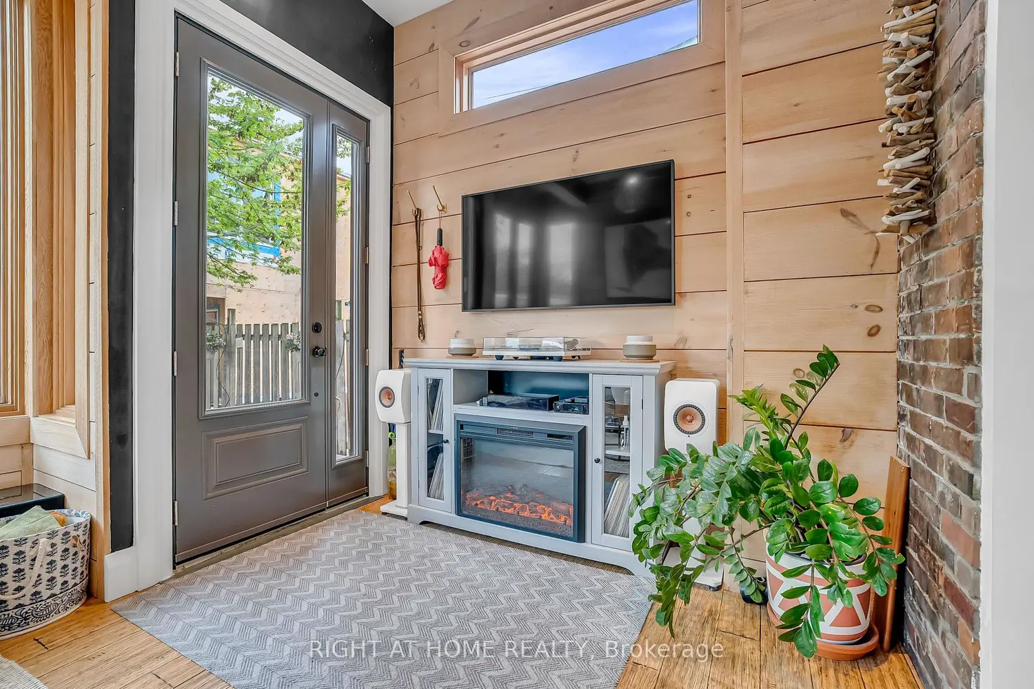 Additional image 9 of 118 Lansdowne Avenue