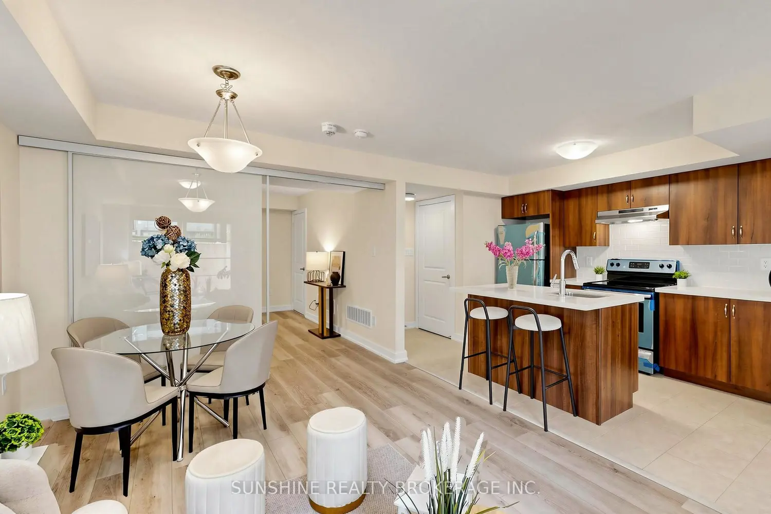 Additional image 9 of 2335 Sheppard Avenue 7