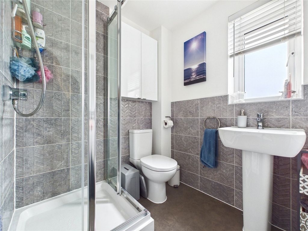 Additional image 13 of 5 bed detached house for saleCowpasture Drive, Felixstowe, Suffolk IP11