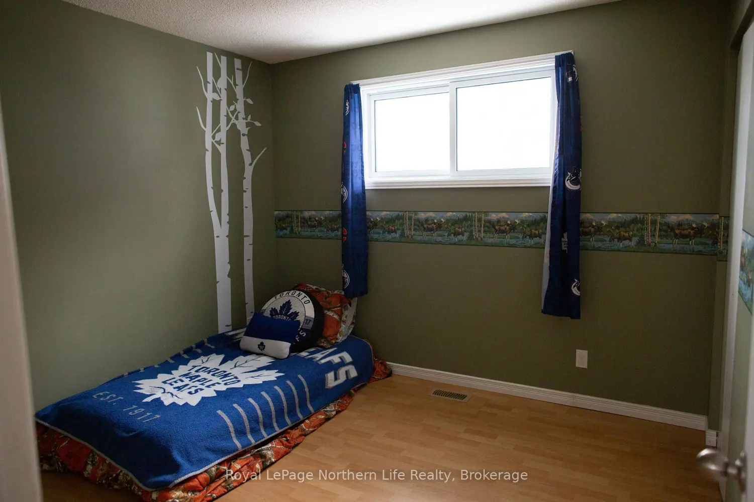 Additional image 12 of 542 Agnes Avenue