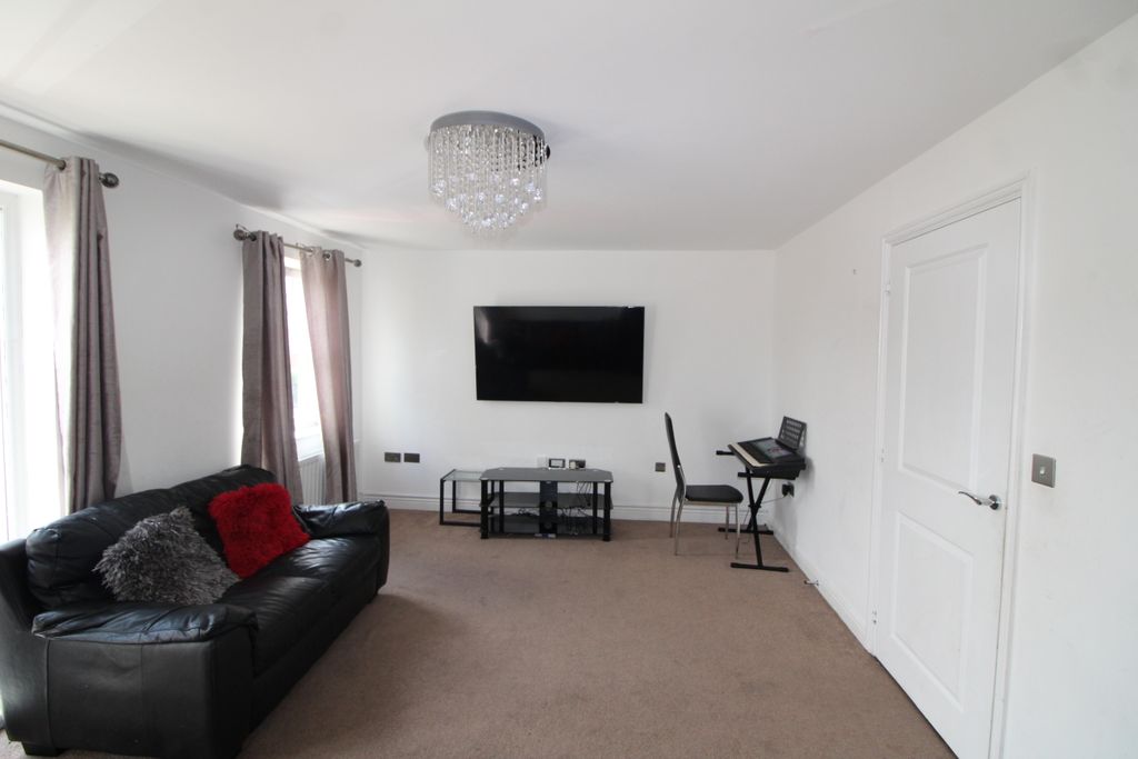 Additional image 12 of 4 bed town house for saleSlade Green Road, Erith DA8