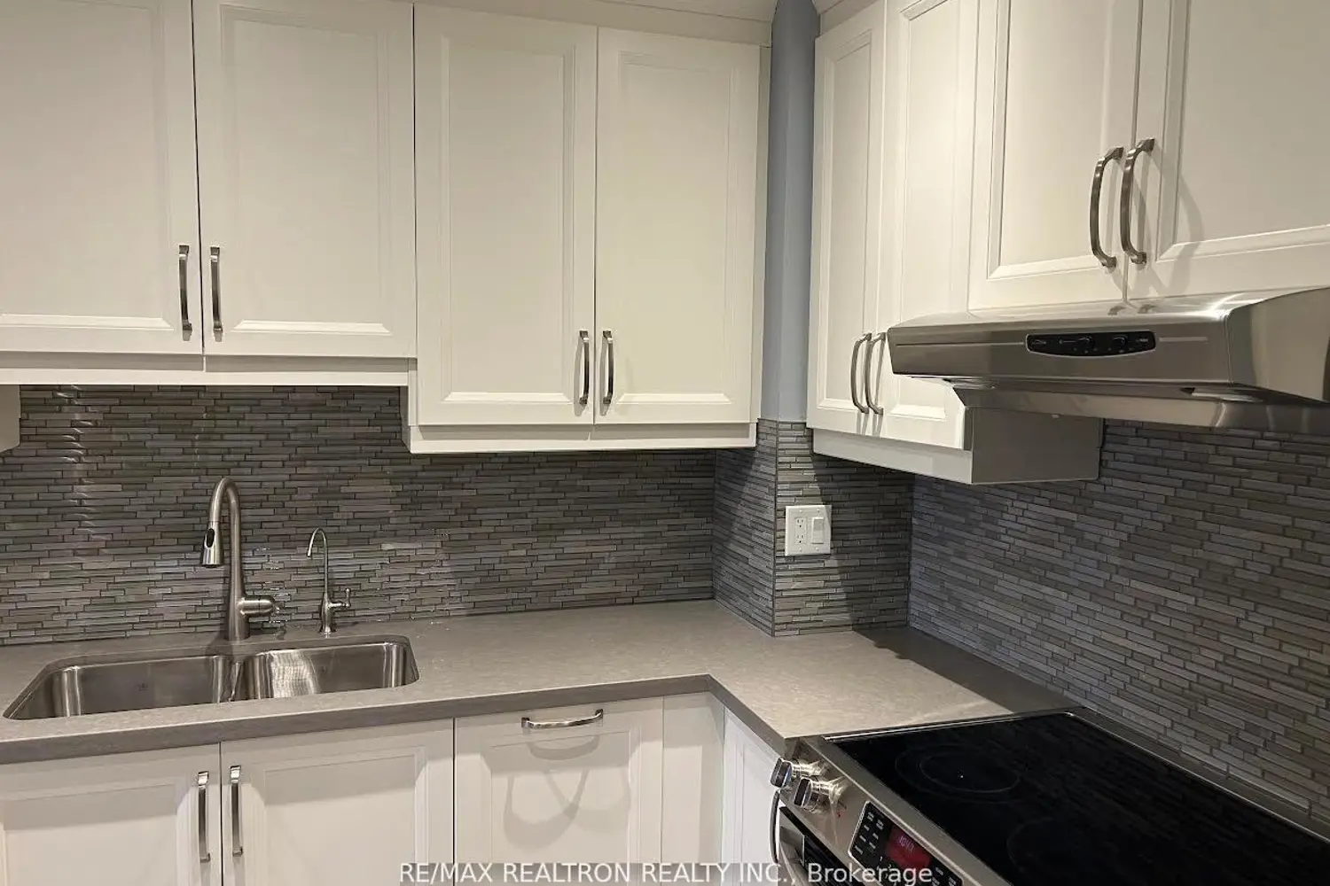 67 Richmond Street 207 photo 3