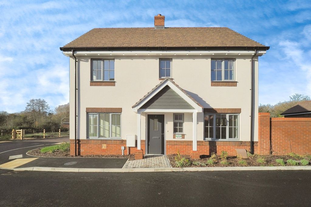 Additional image 3 of 3 bed detached house for saleWhitsbury Road, Fordingbridge SP6