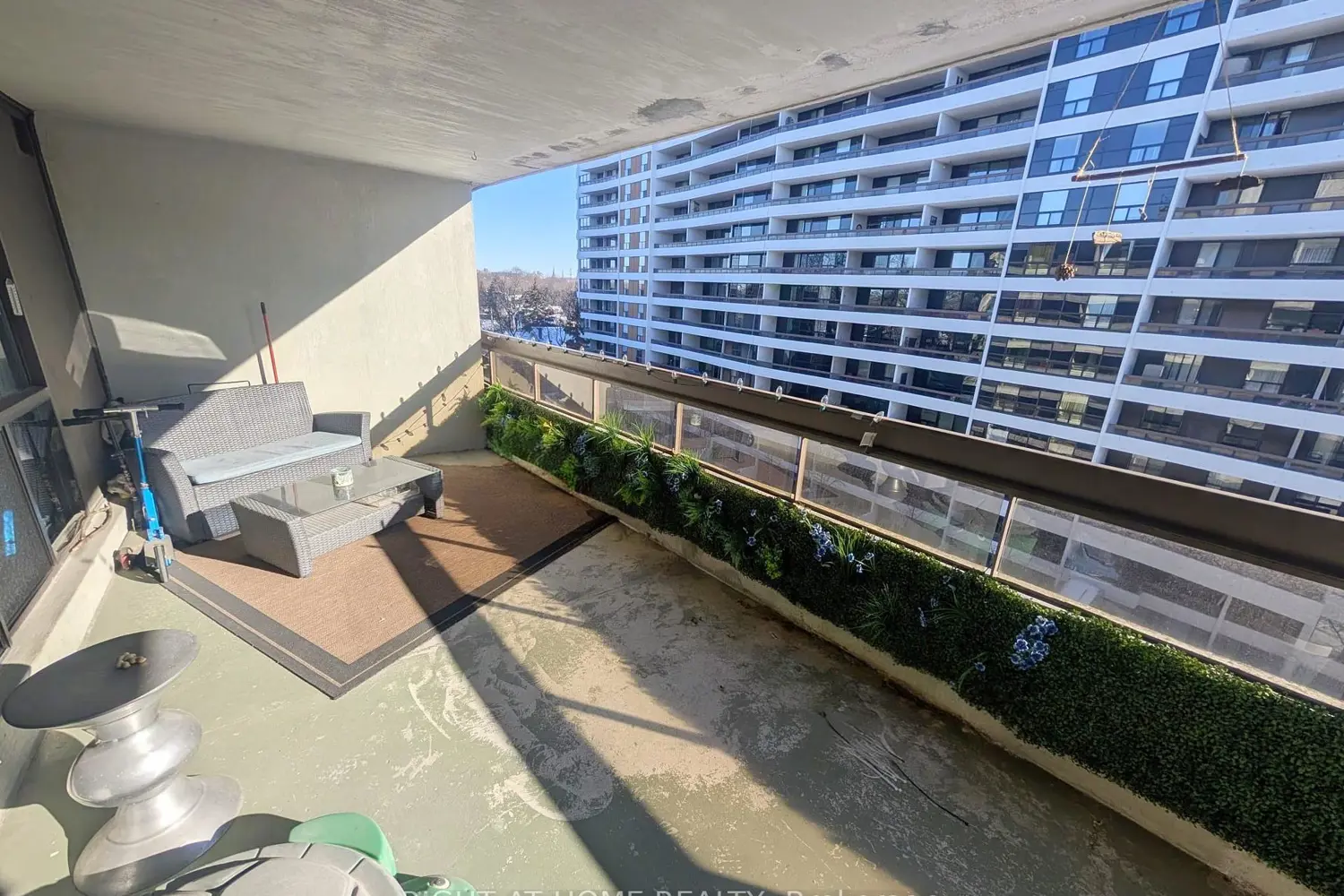 Additional image 6 of 80 Quebec Avenue 607