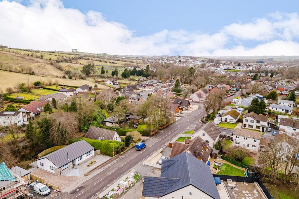 Additional image 6 of 3 bed bungalow for saleCessnock Road, Galston KA4