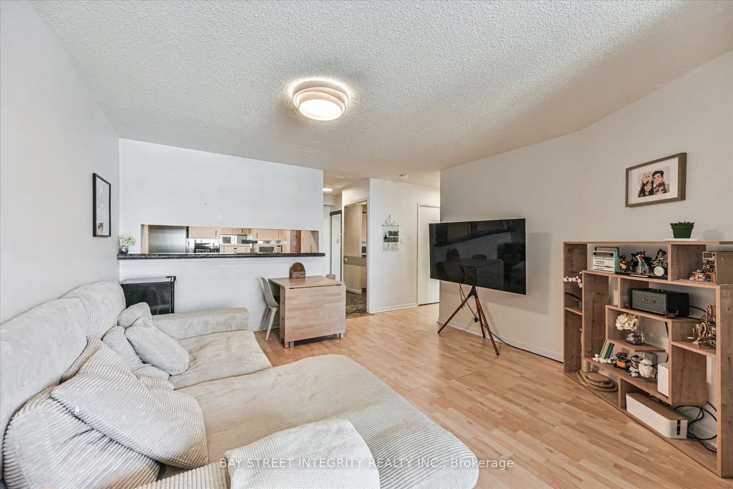 Additional image 10 of 44 St Joseph Street 2013