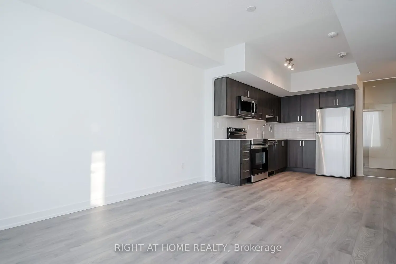 Additional image 8 of 1435 Celebration Drive 2803