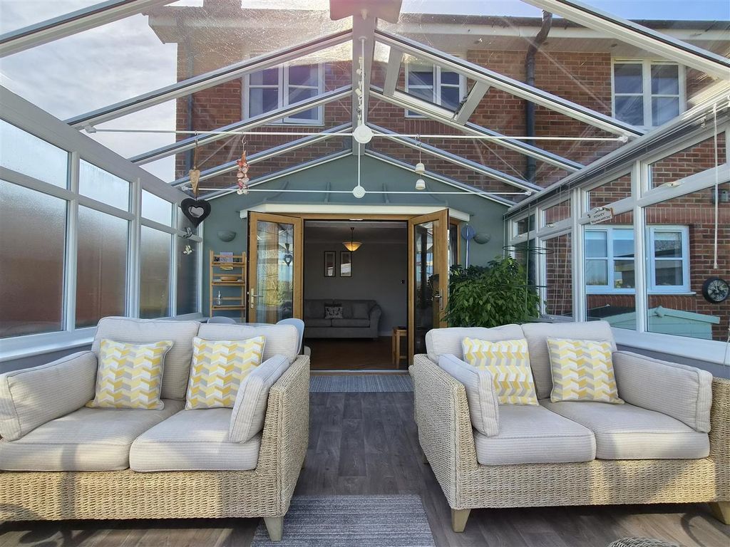 Additional image 6 of 4 bed detached house for salePentreath Close, Fowey PL23