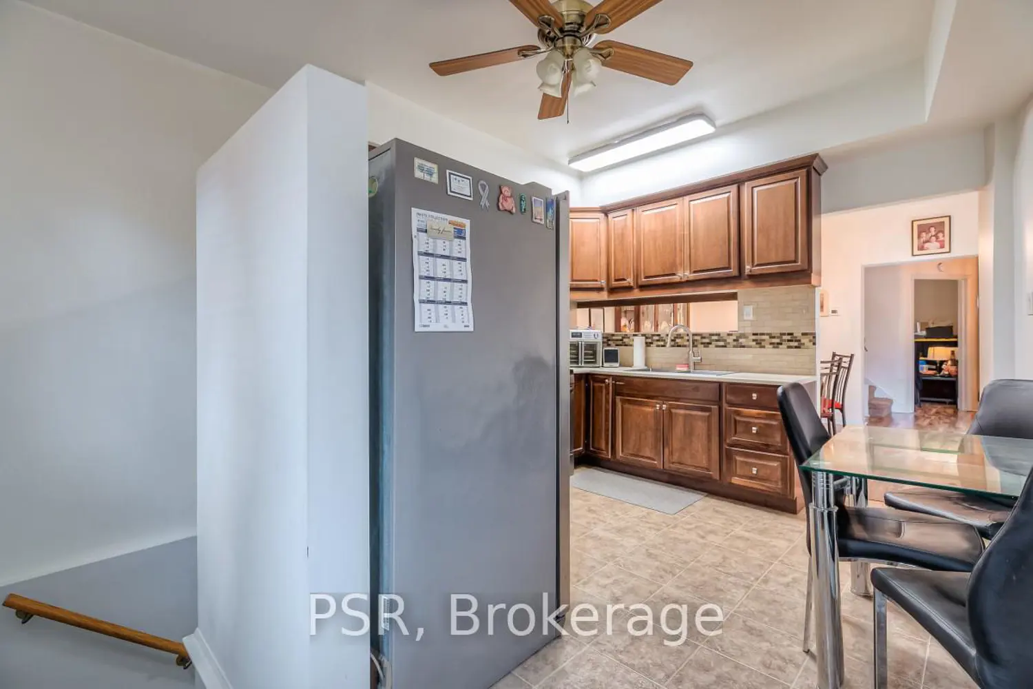 Additional image 18 of 41 Springhurst Avenue