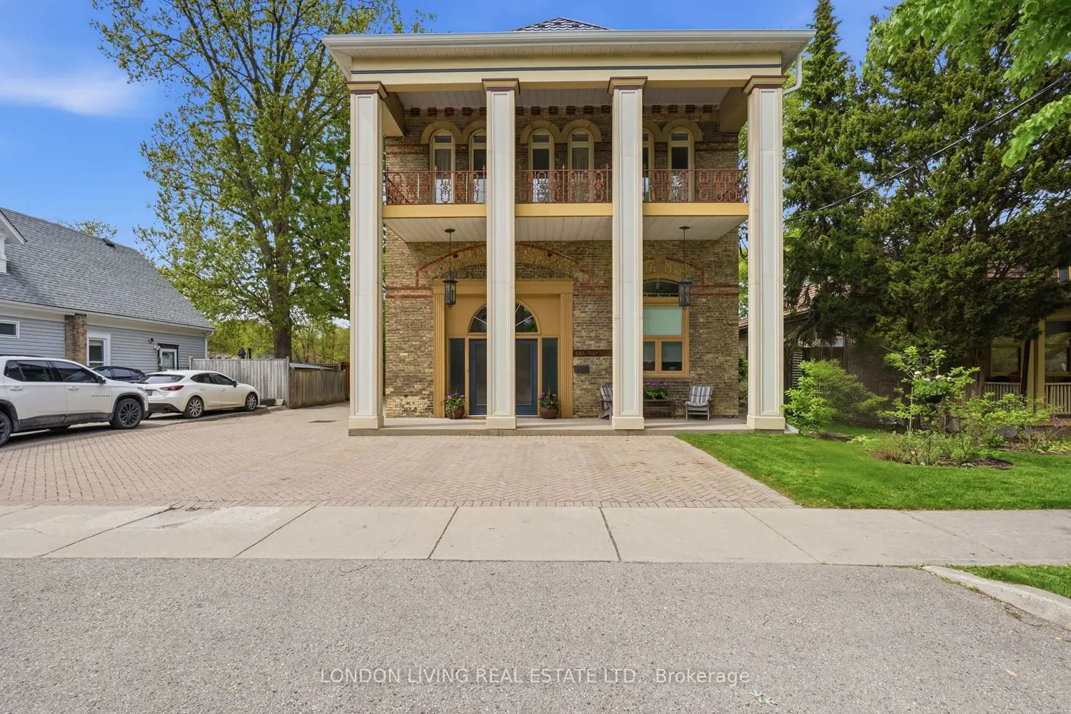 160 Bruce Street