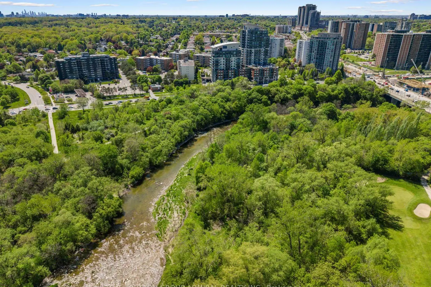 Additional image 18 of 35 Fontenay Court 606