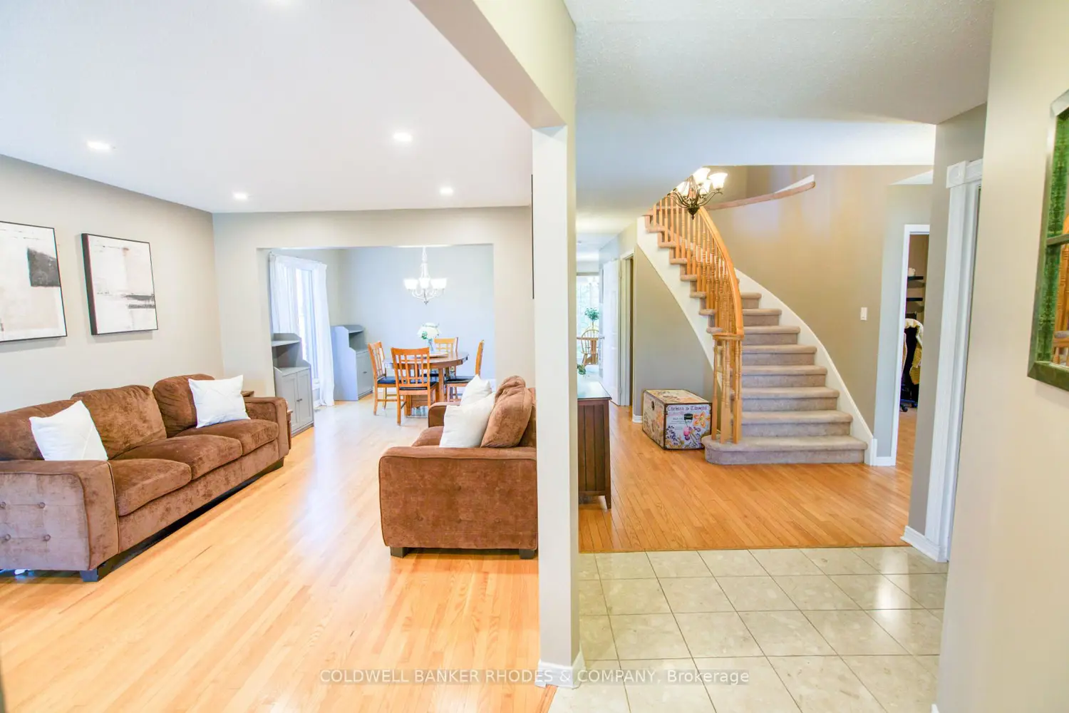 54 Keys Way photo 4