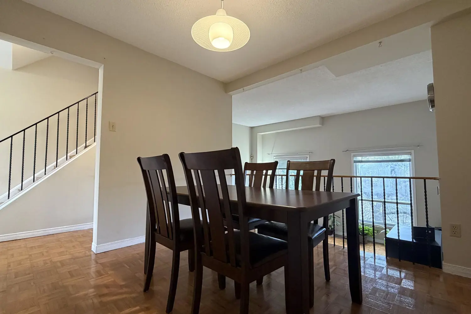Additional image 4 of 1121 Sandhurst Circle 35