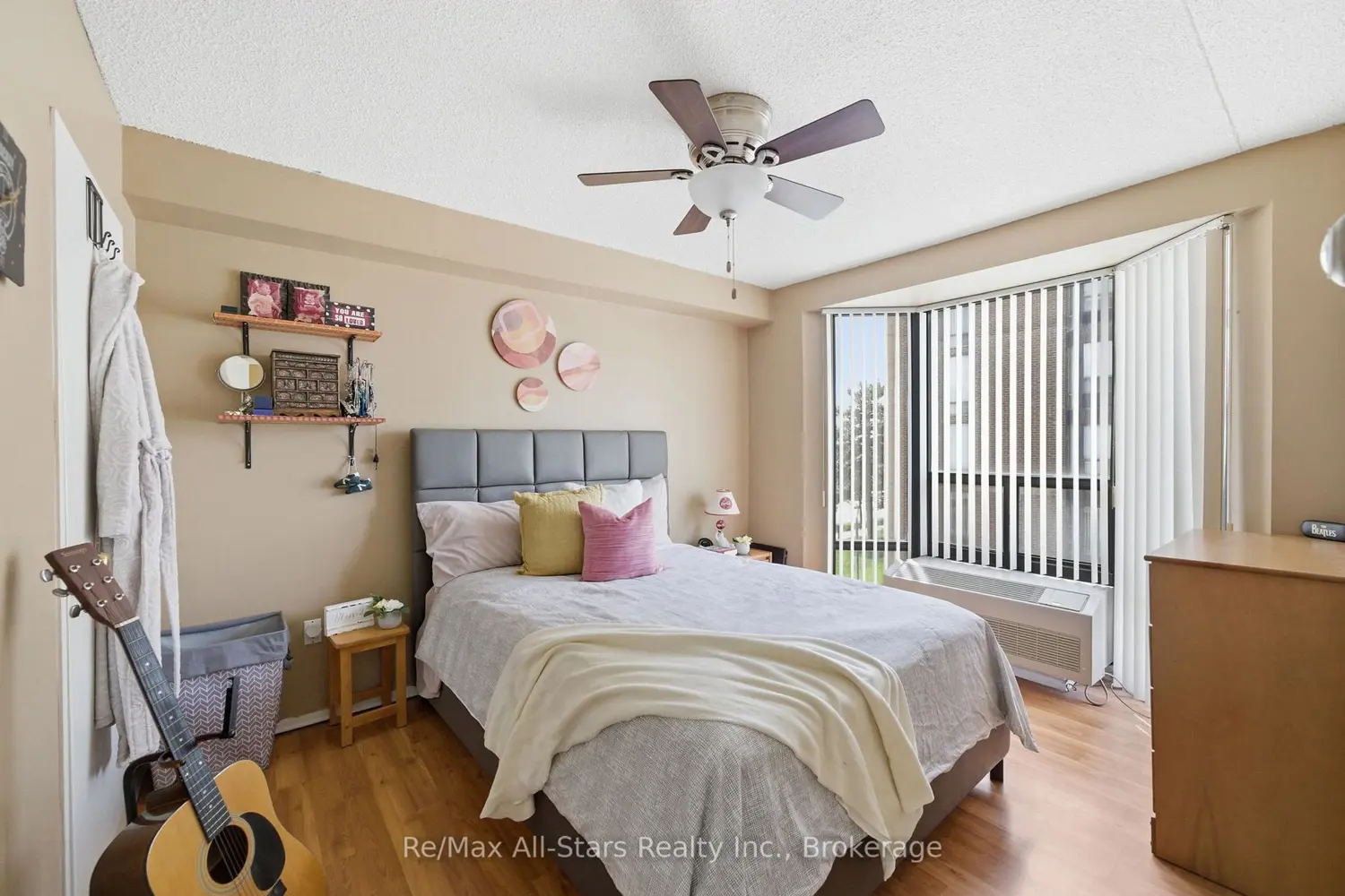 Additional image 10 of 1540 Pickering Parkway 301