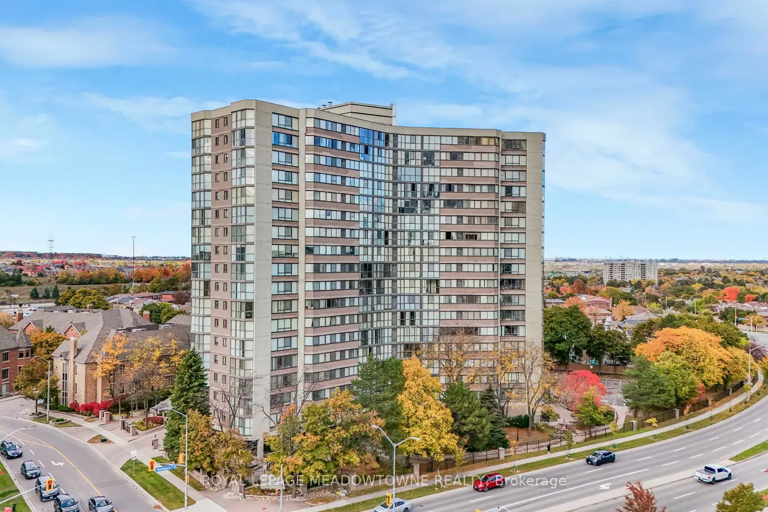 4235 Sherwoodtowne Boulevard 204