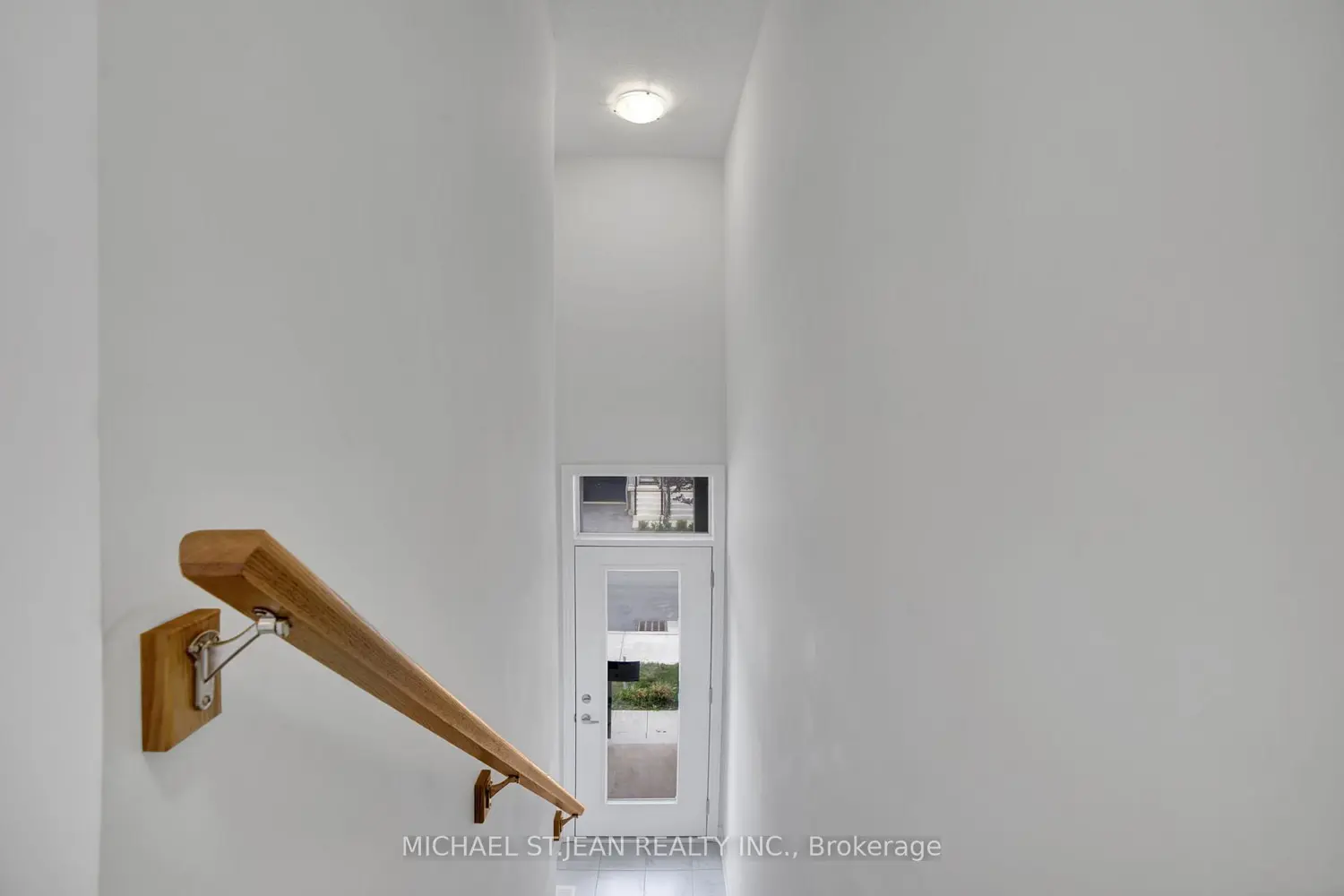 29 Radison Lane photo 4