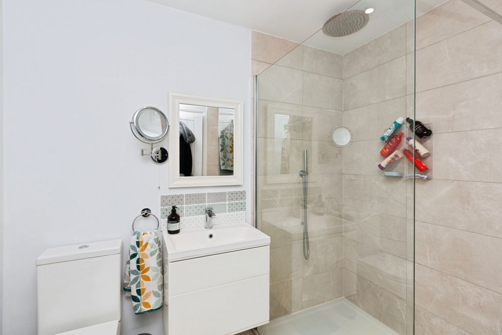 Additional image 14 of 3 bed detached house for saleBack Lane, Bucks Horn Oak, Farnham GU10