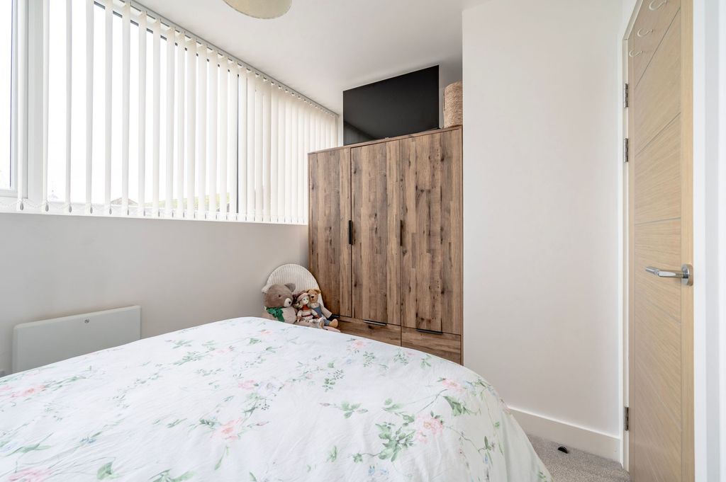 Additional image 10 of 2 bed flat for saleYarmouth Way, Great Yarmouth NR30