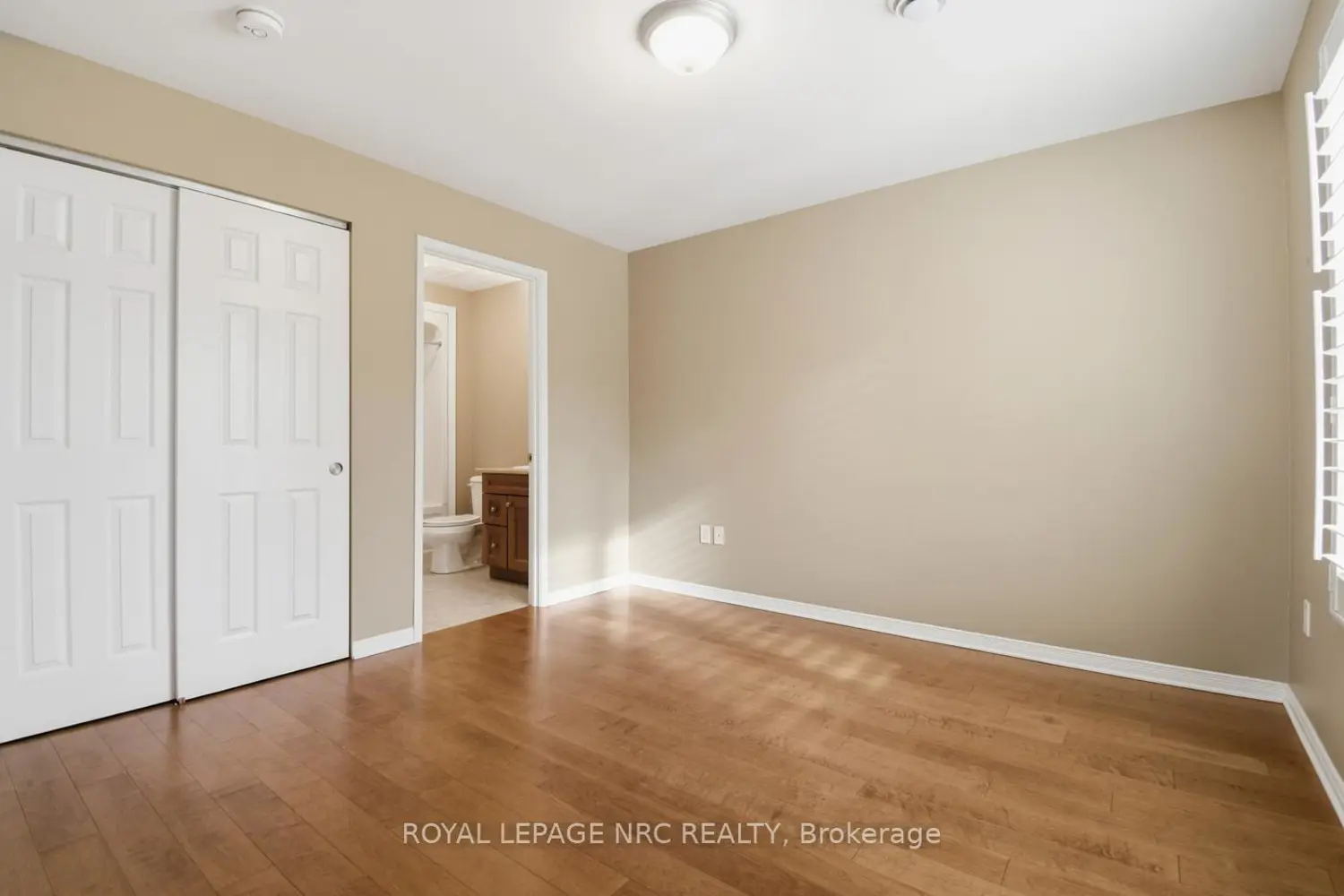 16 Sullivan Avenue 203 photo 5