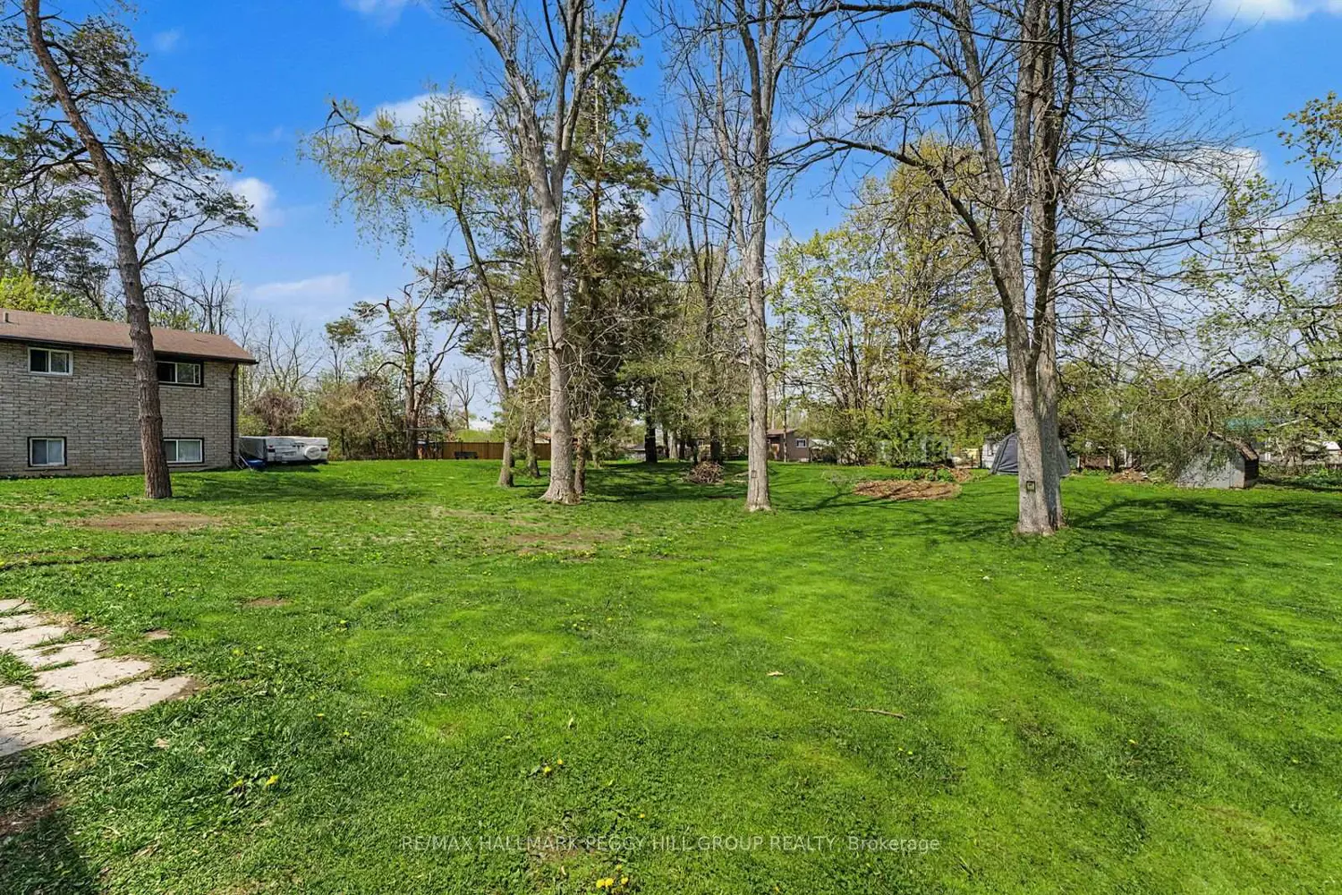 Additional image 12 of 22 Olive Crescent