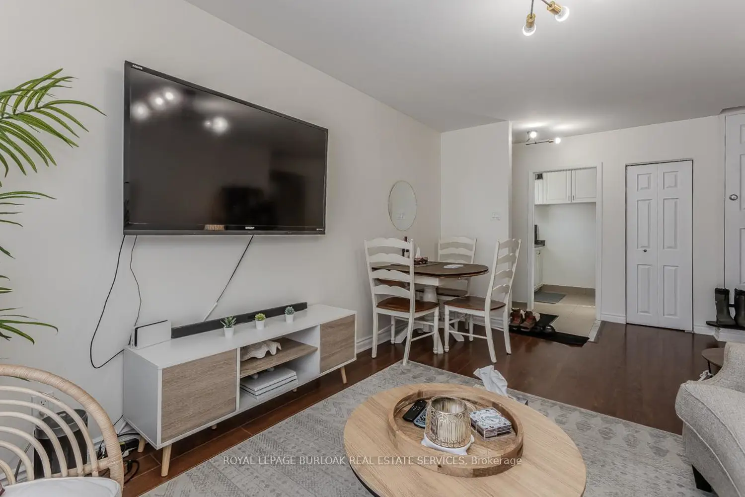 Additional image 16 of 1294 Napier Crescent