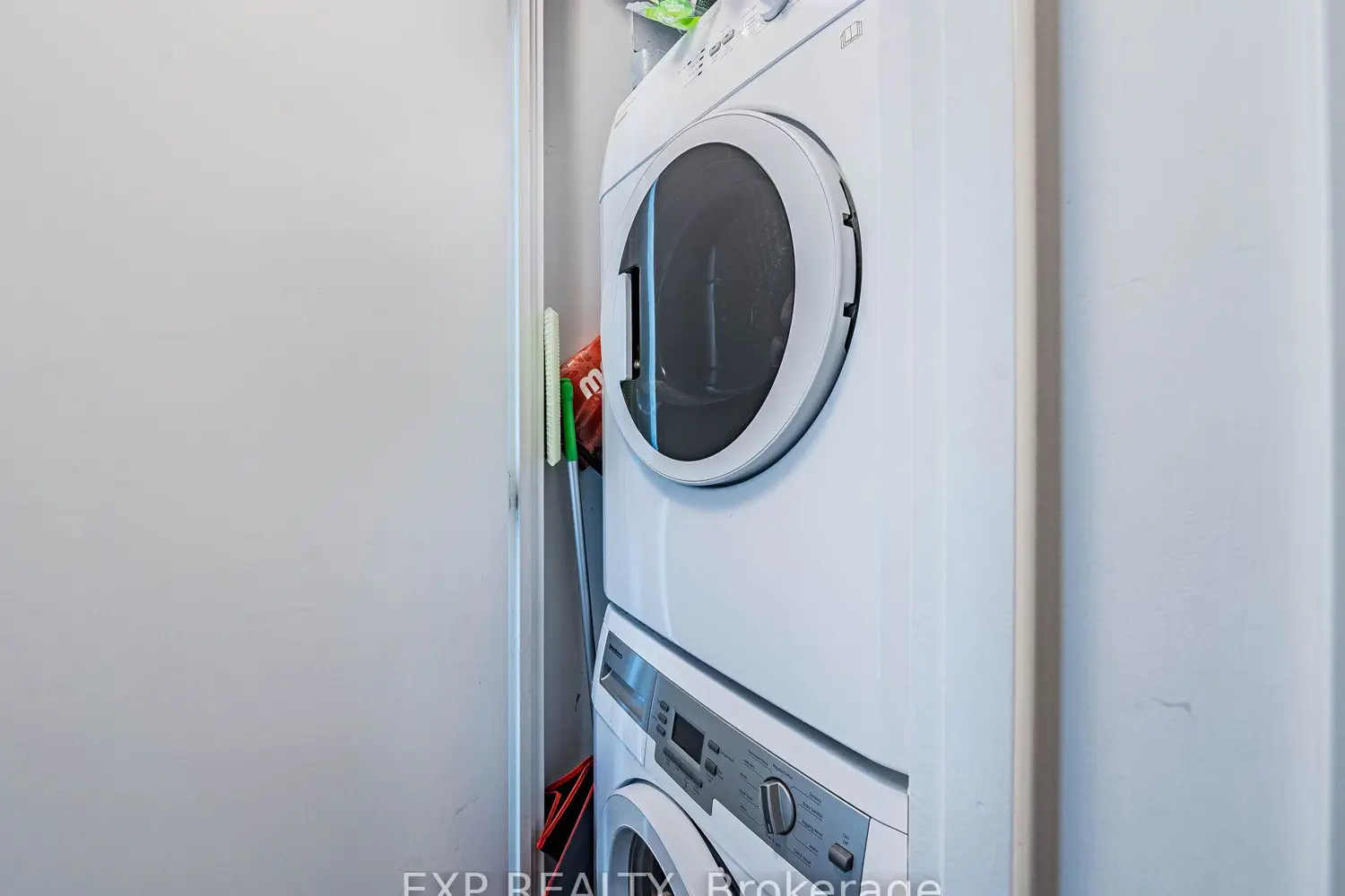 Additional image 18 of 181 Dundas Street 3708