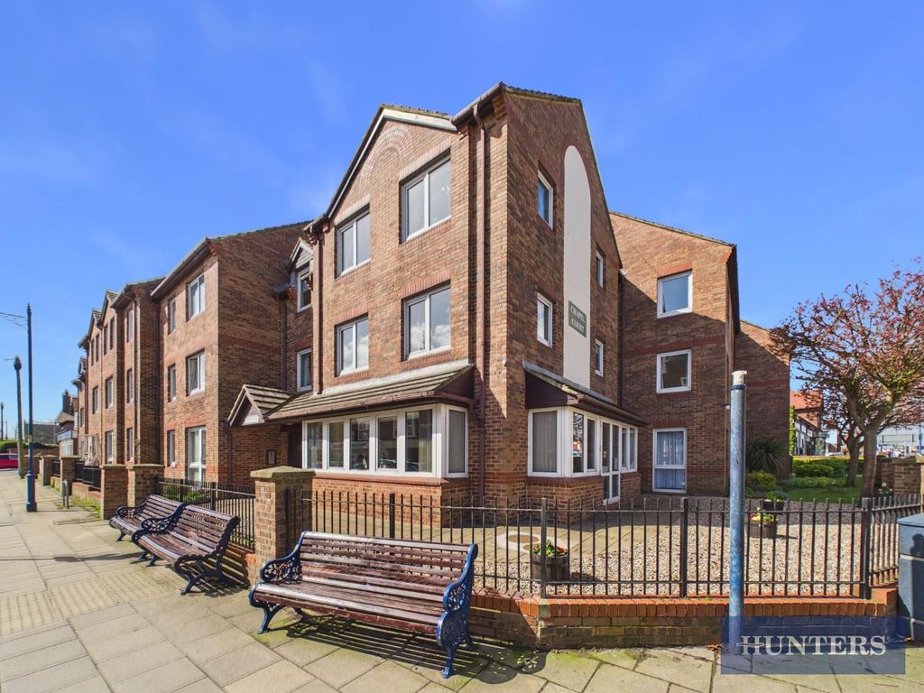 1 bed flat for saleWest Avenue, Filey YO14