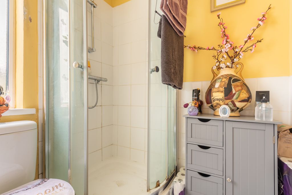 Additional image 14 of 1 bed flat for saleWelholme Road, Grimsby DN32