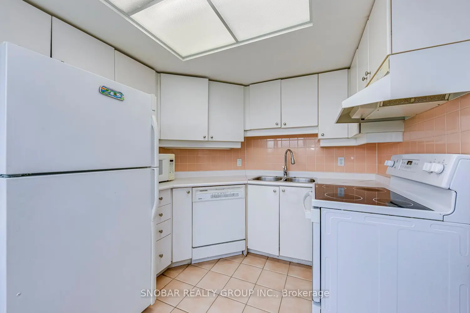Additional image 5 of 6 Humberline Drive 206