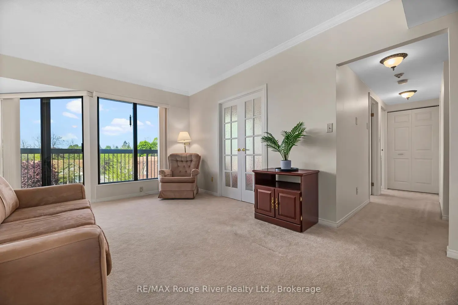 40 Auburn Street 304 photo 4