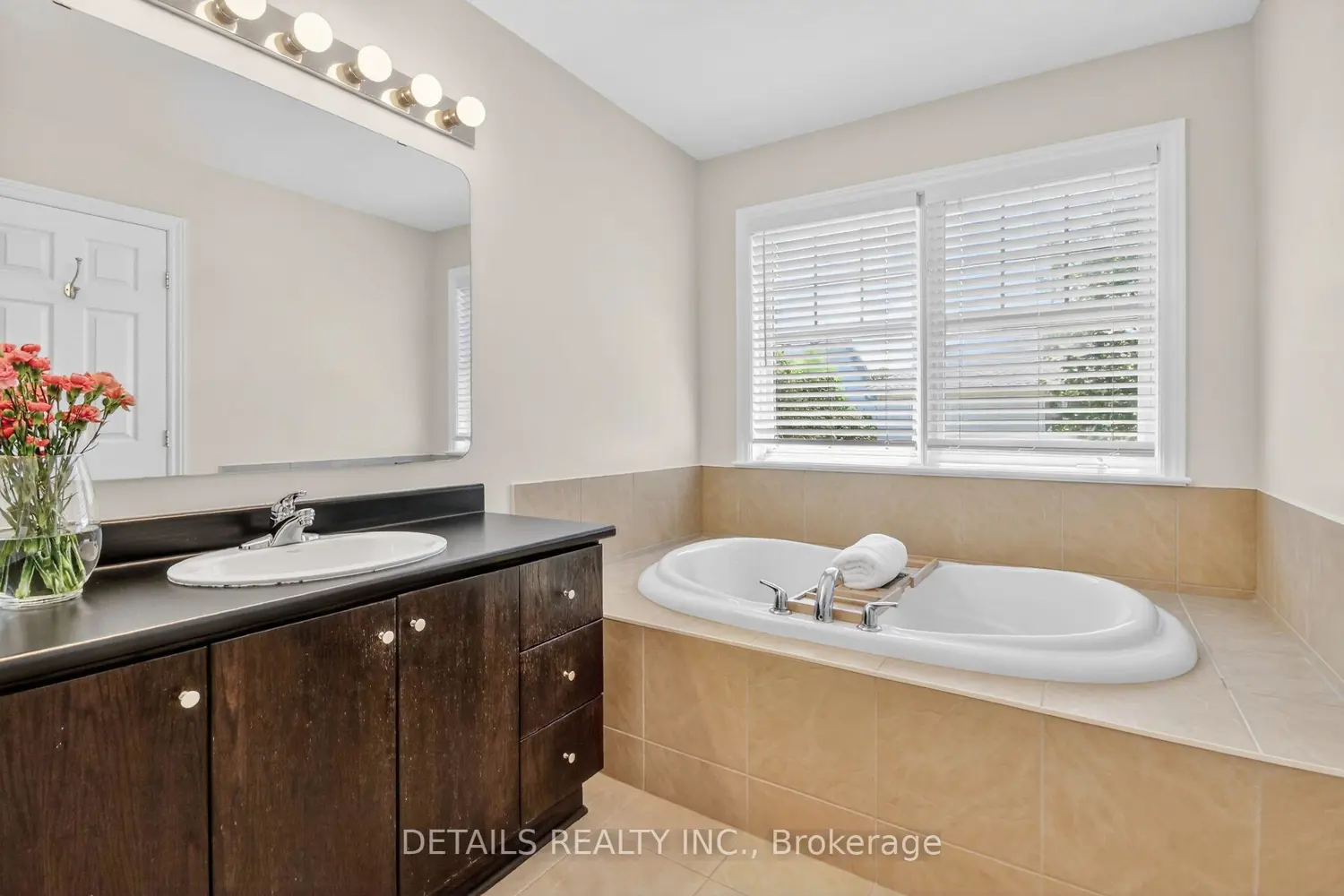 Additional image 12 of 120 Waterbridge Drive