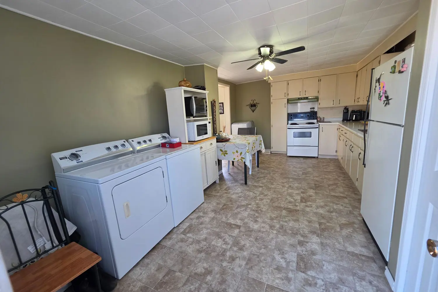19 Gingras Avenue photo 5