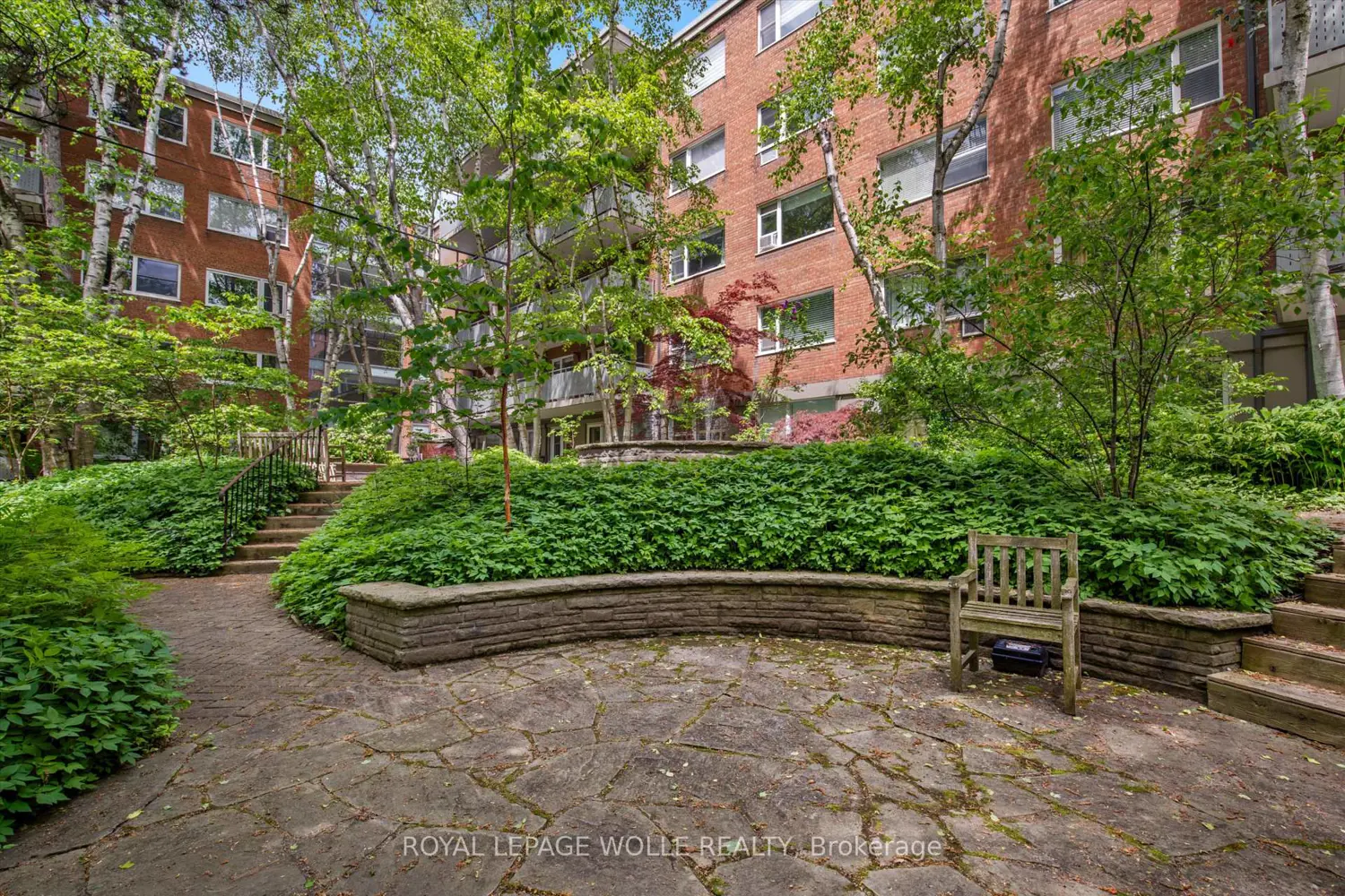 Additional image 18 of 21 Dale Avenue 904