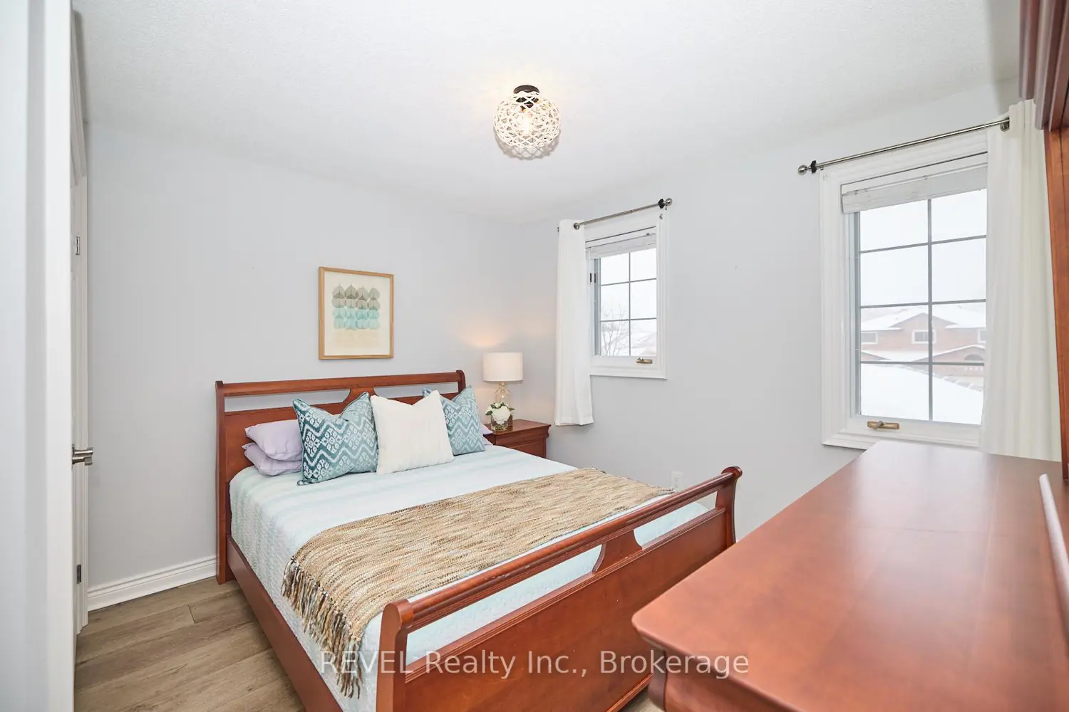 Additional image 16 of 8007 Oakridge Drive