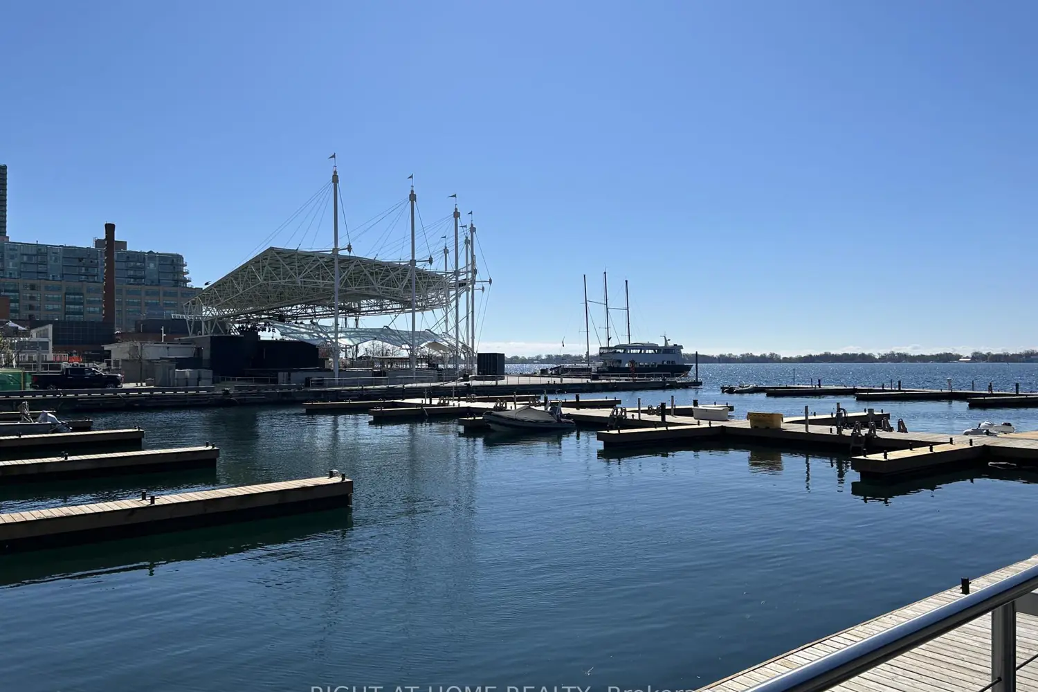 Additional image 12 of 250 Queens Quay 1608
